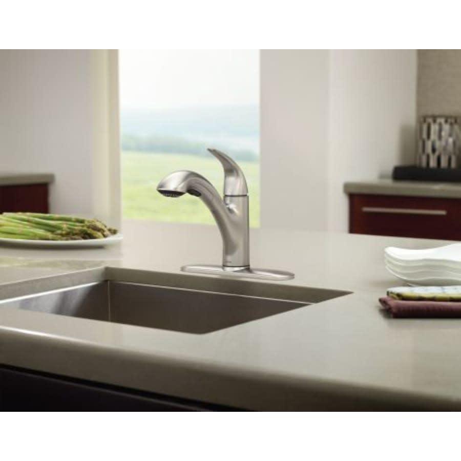 Medina Single Handle Kitchen Faucet with Pullout Spray - hz1hil6d5lqtp32xbirn_800x500@2x.jpg