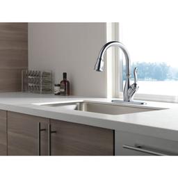 Leland Pull-Down Kitchen Faucet with Magnetic Docking Spray Head and ShieldSpray - Includes Lifetime Warranty - i9lkyytrqegiuipx0xah_x500.jpg