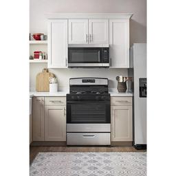 Amana 30"W Gas Range Stainless Steel - m6rpascaaufl4emdscfx_x500.jpg