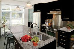 Crema Atlantico Granite - mdvx73fbuslgsoalnjrv_x500.jpg