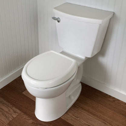 Cadet 3 Slow Close Round Front Toilet Seat & Cover, with Everclean Surface